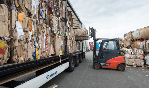 recyclage déchets magasin camion